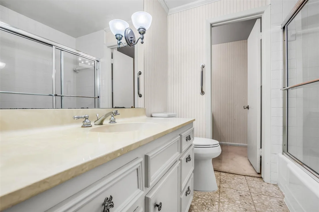 Photo of 11427 Glenora Drive
