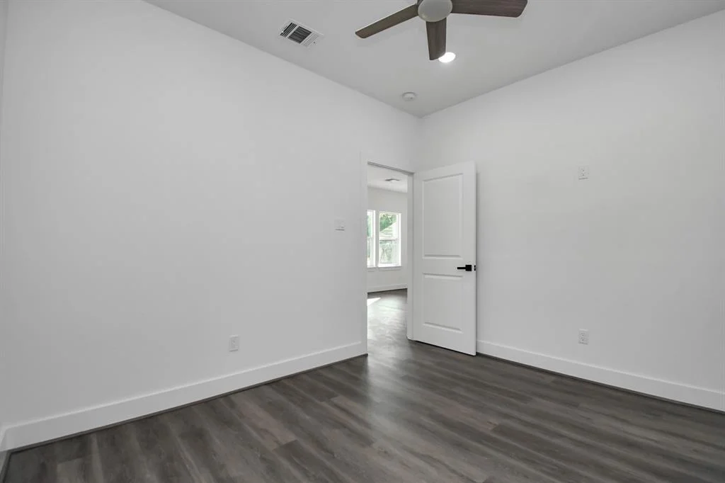 Photo of 604 College Street