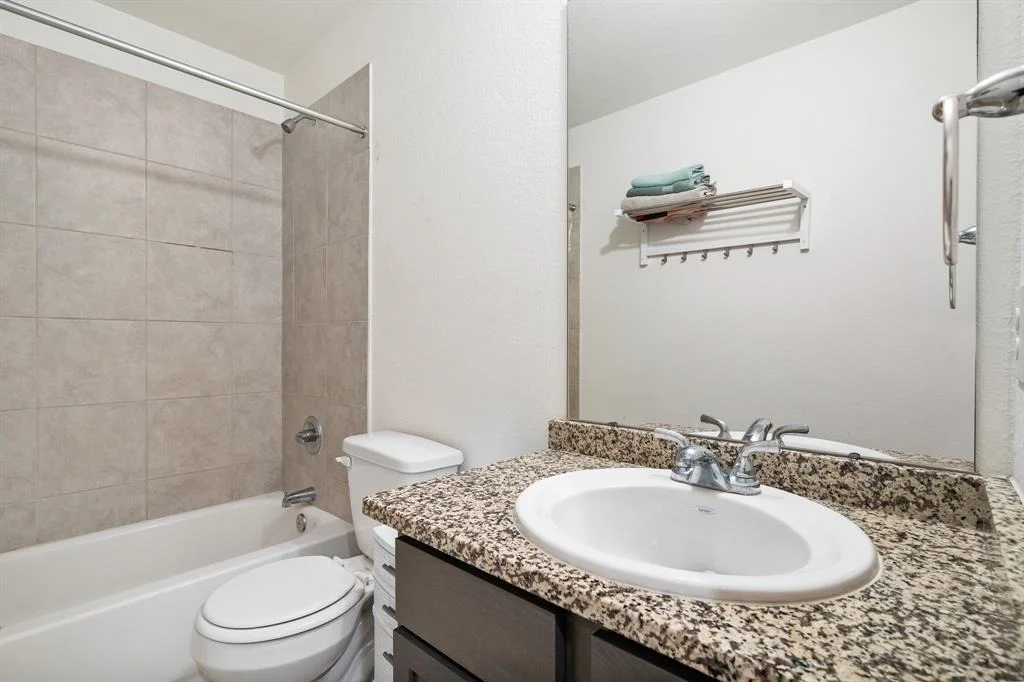 Photo of 16686 E Hammon