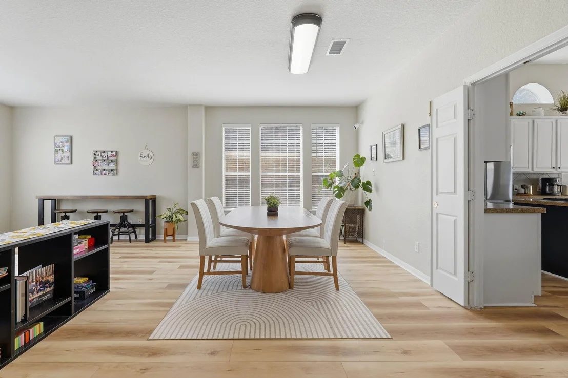 Photo of 23 Murmuring Creek Place