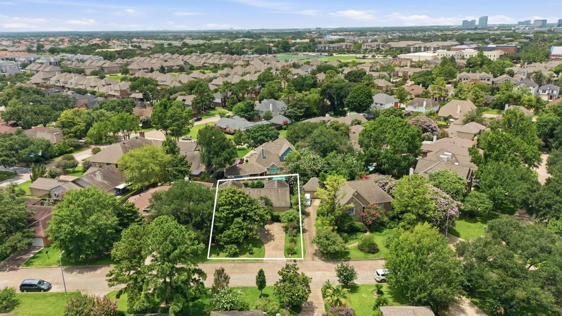 Photo of 13026 Waldemere Drive