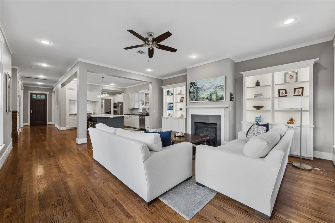 Photo of 1525 Chippendale Road