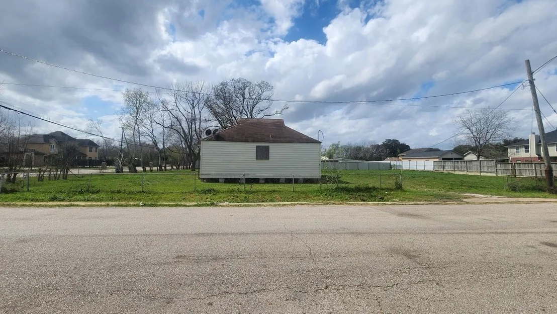 Photo of 5802 Brookfield Drive