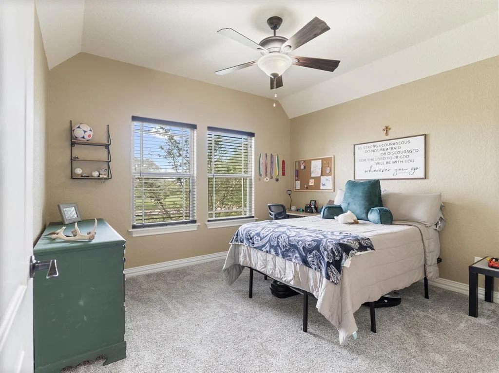 Photo of 44 Center Tree Drive