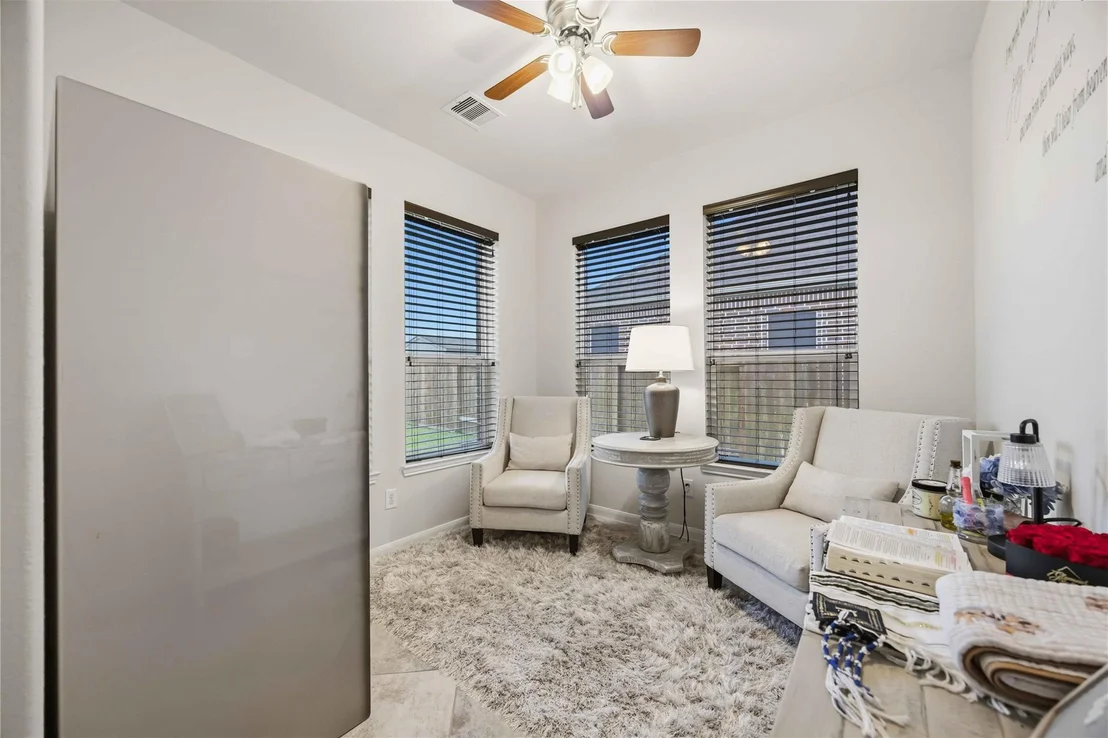 Photo of 12418 Garnet Road