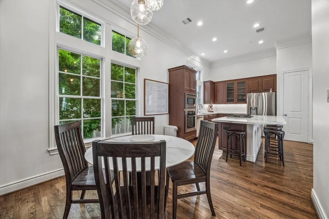 Photo of 6015 Post Oak Green Lane