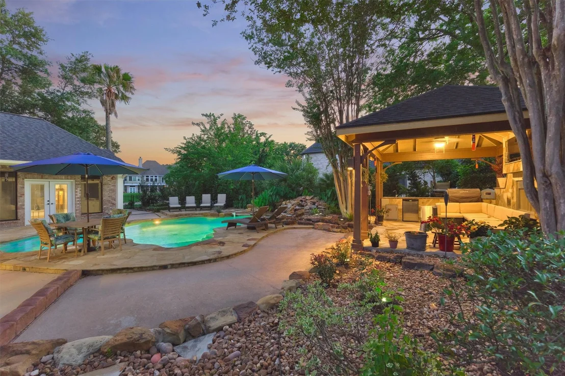Photo of 609 Edgewood Drive
