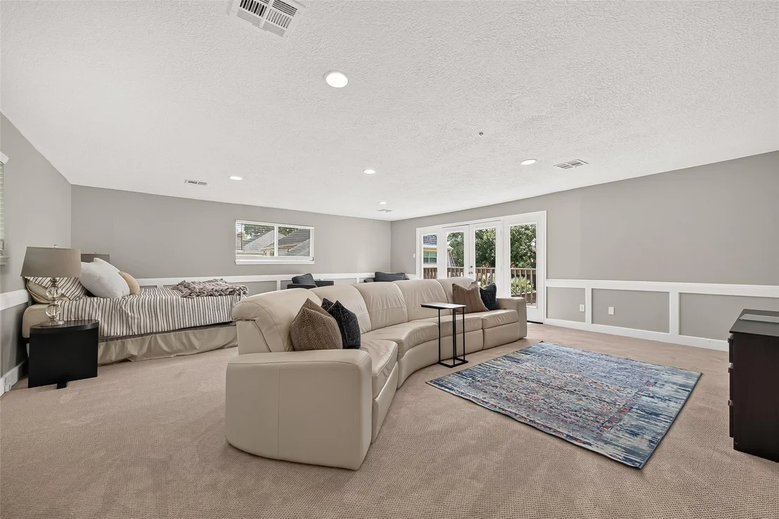 Photo of 1122 Daria Drive
