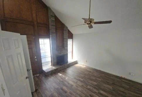 Photo of 15706 Schumann Lane