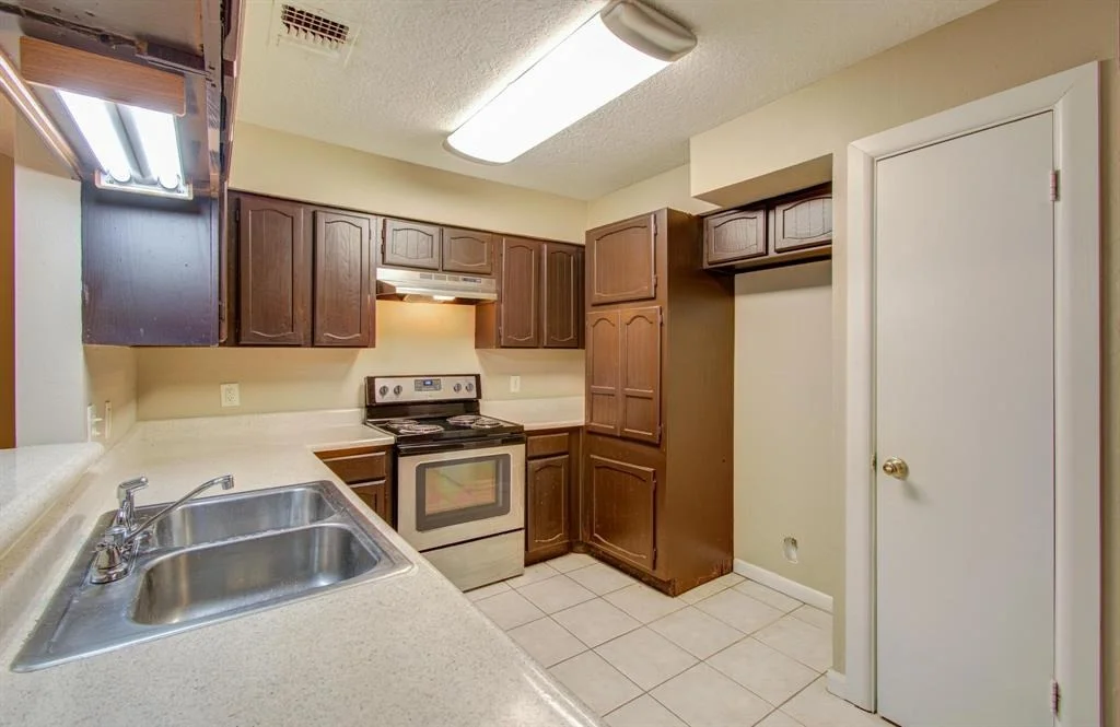 Photo of 10102 Winding Trail Road