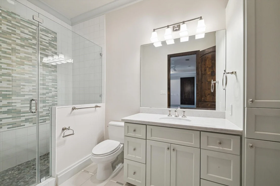 Photo of 5556 Lynbrook Drive