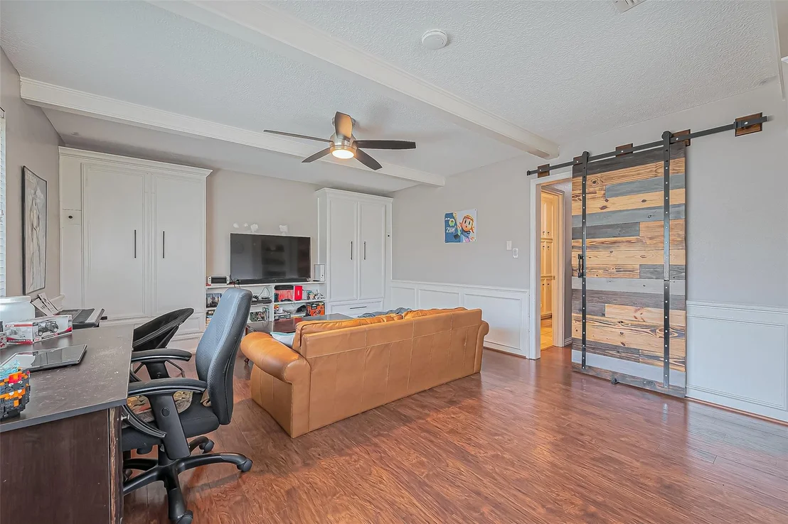 Photo of 5803 Slashwood Lane