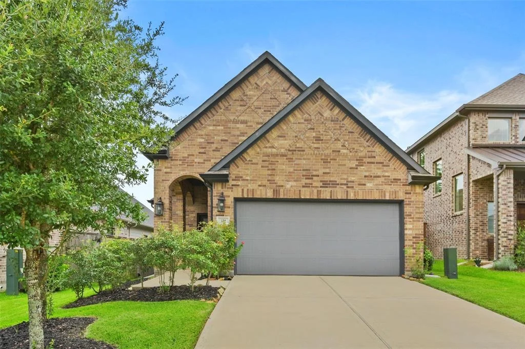 Photo of 321 Andes Drive