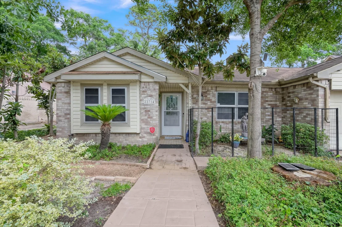 Photo of 22714 Canyon Lake Drive