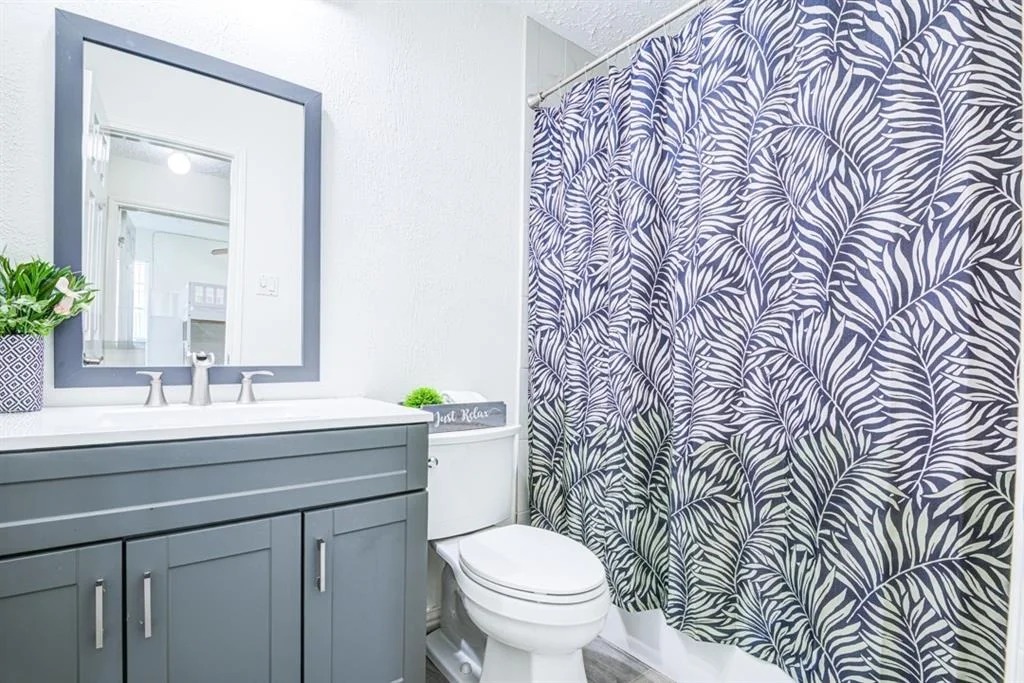 Photo of 442 Reseda Drive