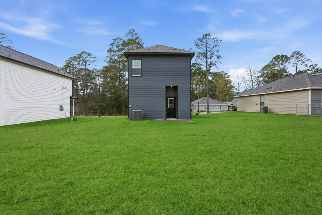 Photo of 15618 Sycamore Drive