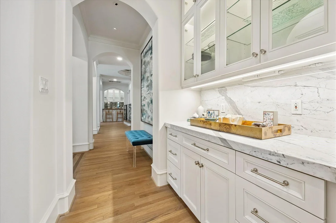 Photo of 1020 River Glynn Drive
