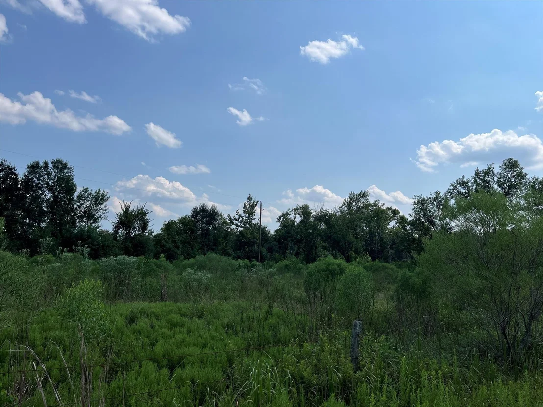 Photo of 5757 Burnett Road