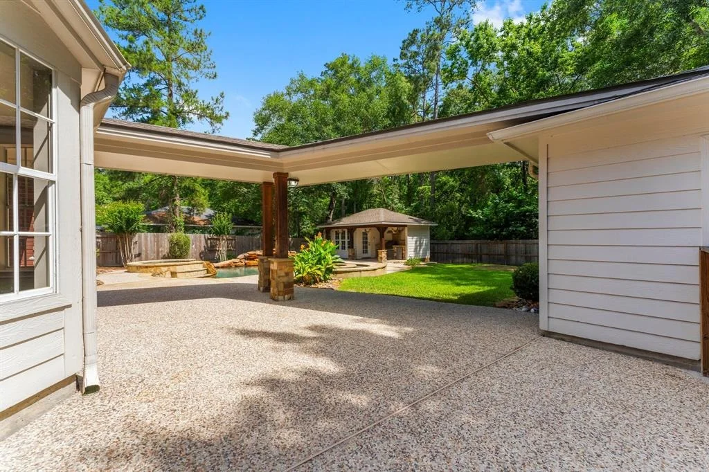 Photo of 54 E Coldbrook Circle