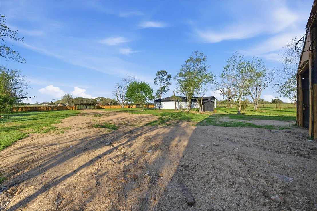 Photo of 6623 County Road 4