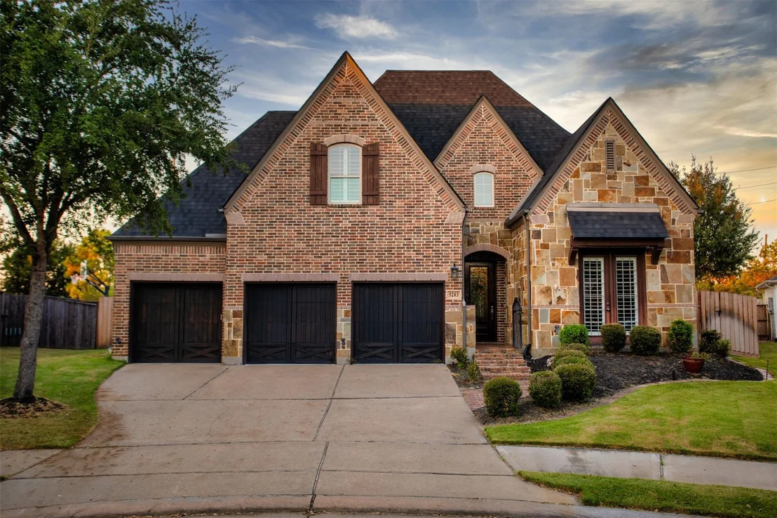 Photo of 5203 Jackson Park Lane