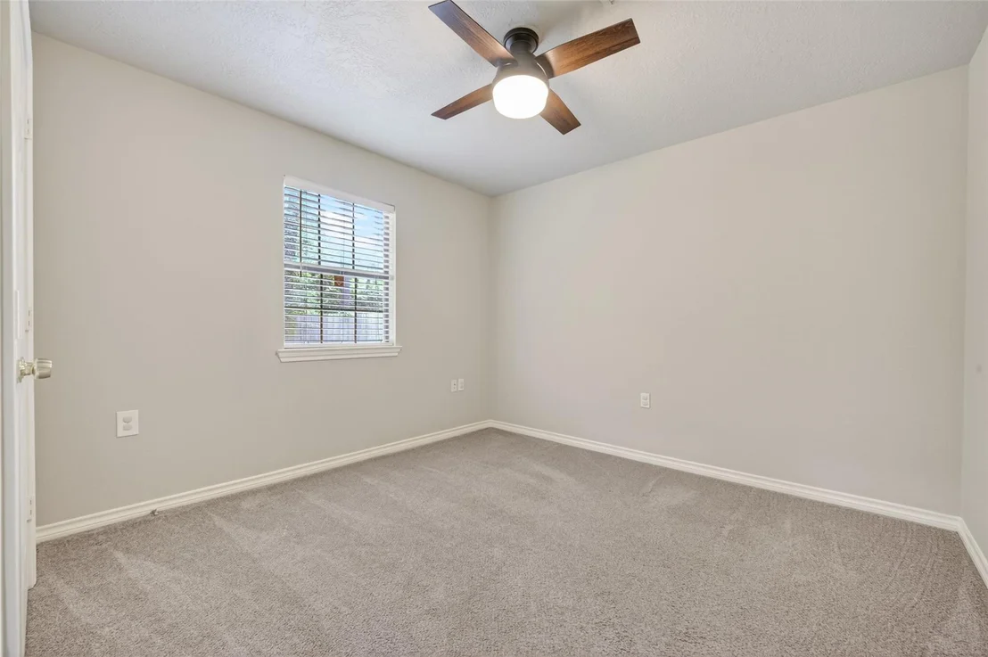 Photo of 1007 W Cedar River Road