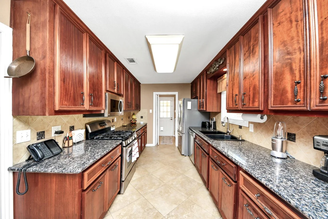 Photo of 15810 Merle Road