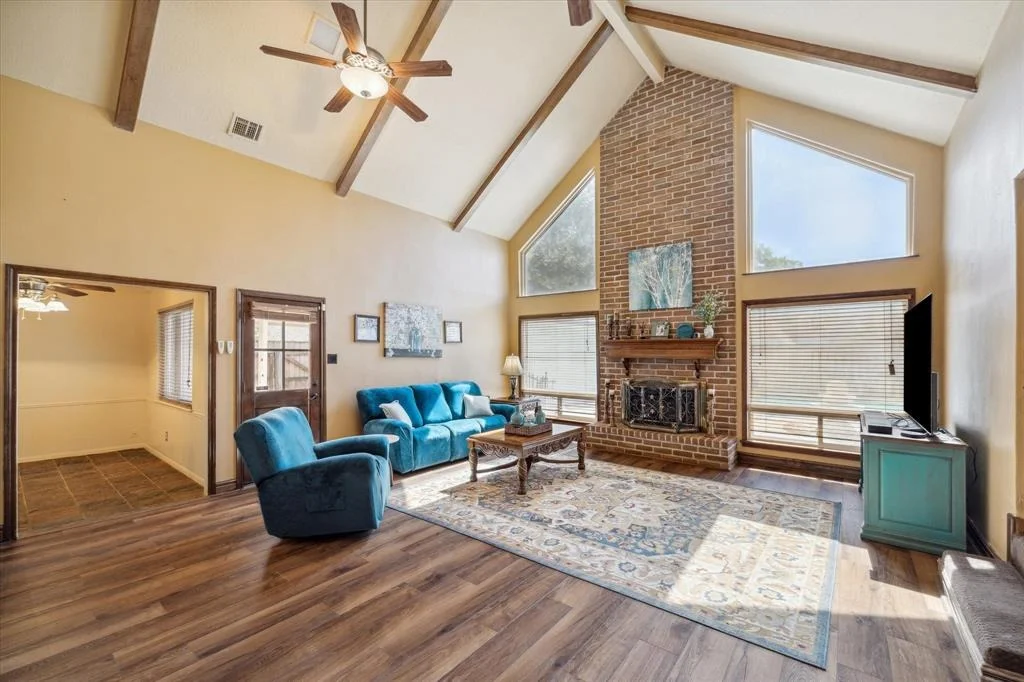 Photo of 703 Rennie Drive