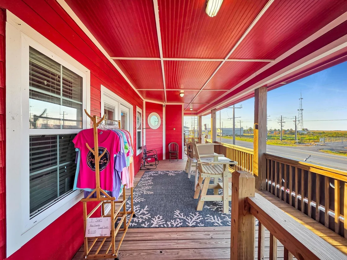 Photo of 970 Surfside Drive
