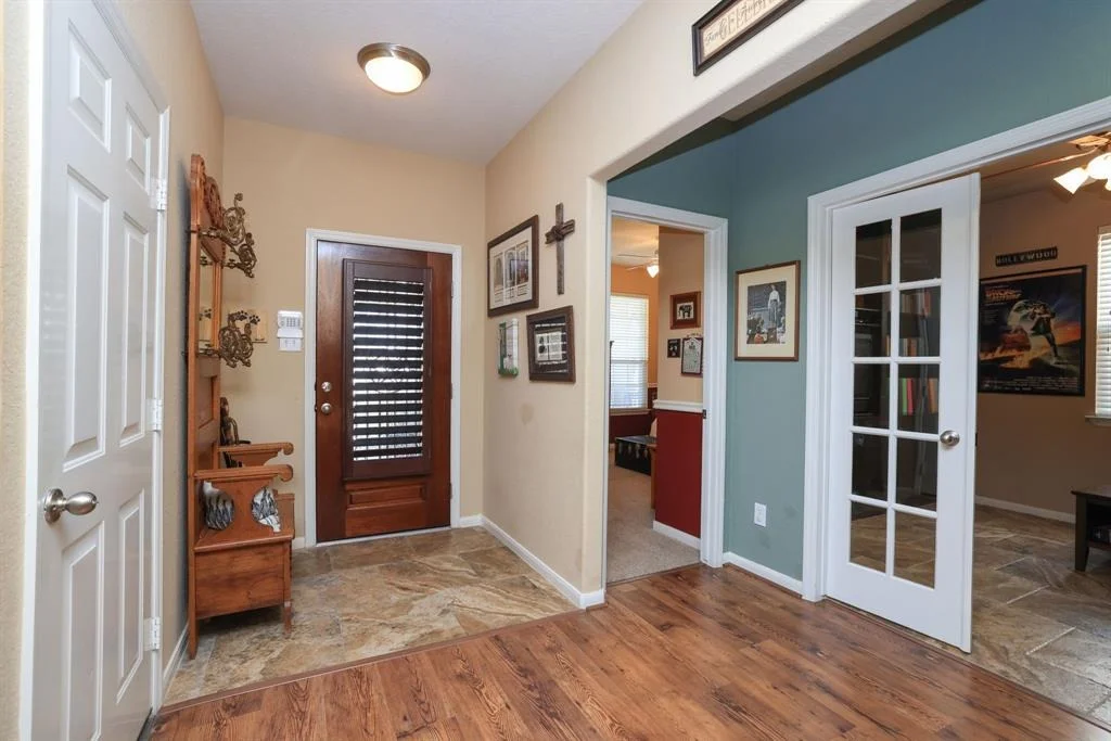 Photo of 9331 Edgeloch Drive