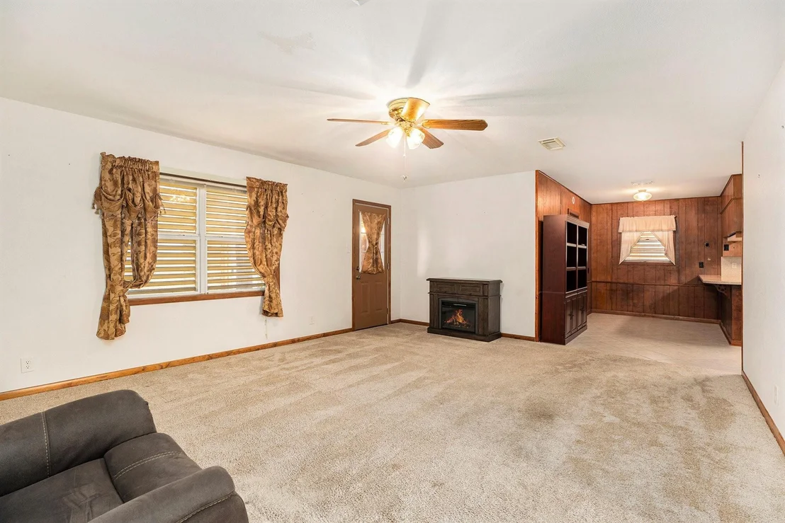 Photo of 5725 Highland Road