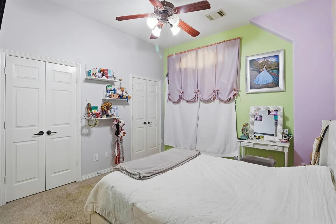 Photo of 20318 Pebble Hollow