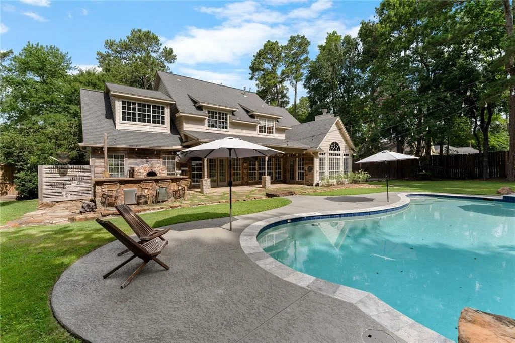 Photo of 32430 Edgewater Drive
