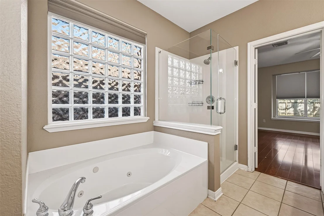 Photo of 15706 Clear Pointe Drive