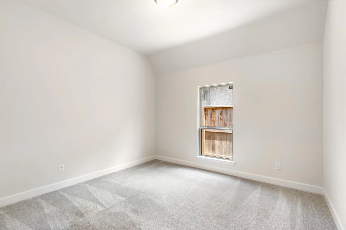 Photo of 21873 Otter Point Lane