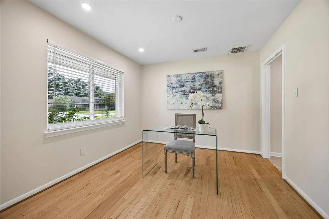 Photo of 8922 Springview Lane