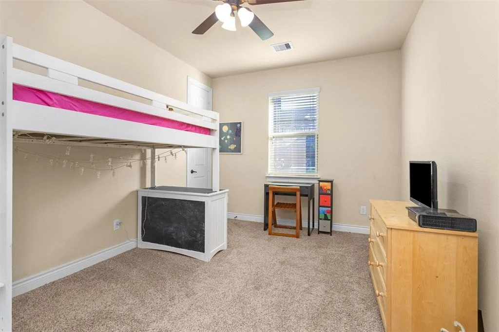 Photo of 40393 Mostyn Drive