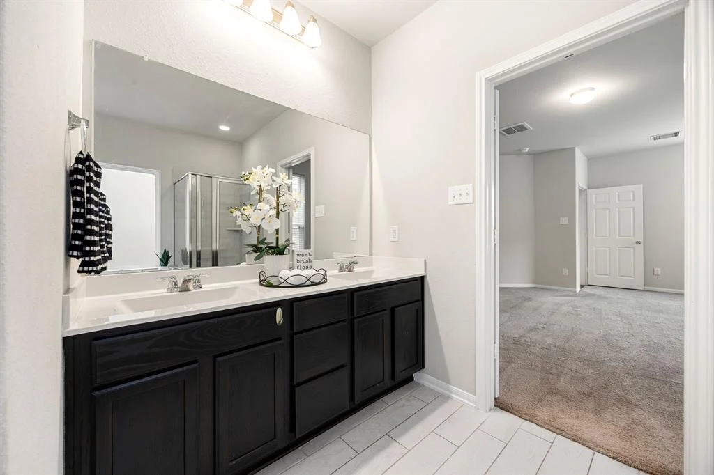 Photo of 4323 Wyanngate Drive