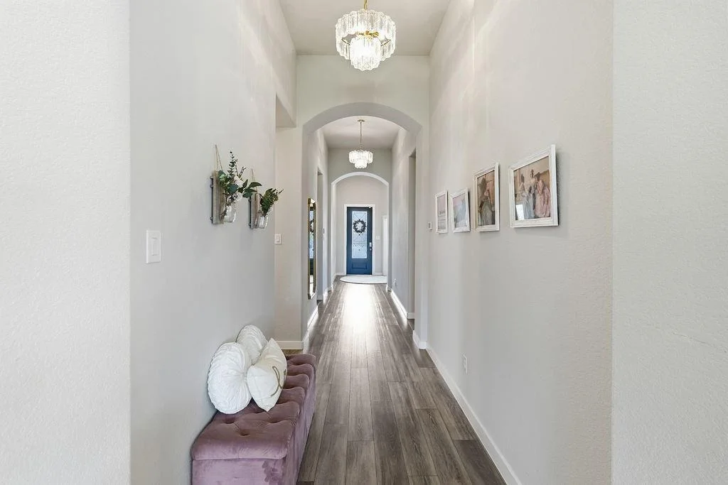Photo of 4042 Shackleton Court