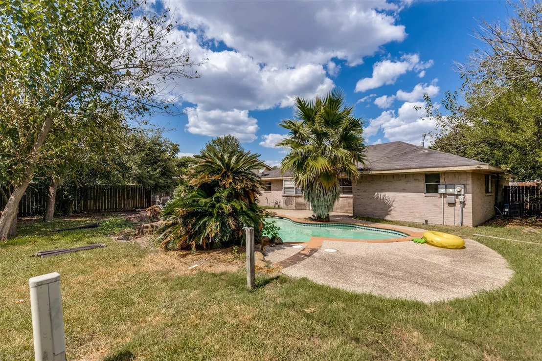 Photo of 7023 Sandswept Lane