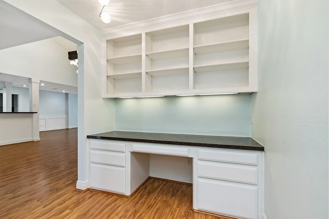Photo of 5511 Greentree Drive Drive