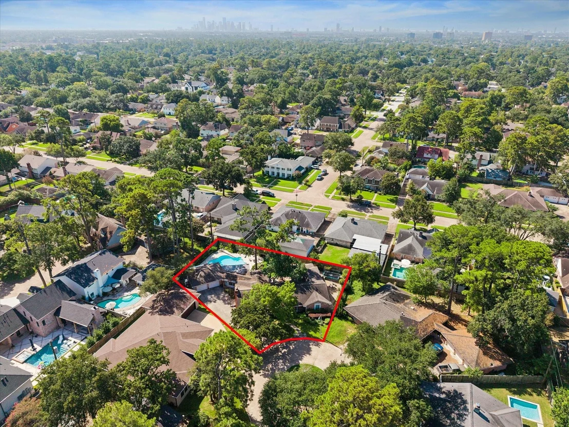 Photo of 4902 Clift Haven Drive