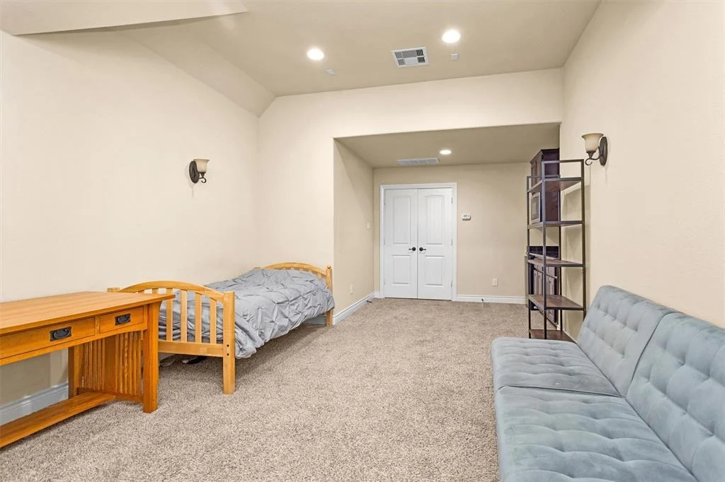 Photo of 40393 Mostyn Drive