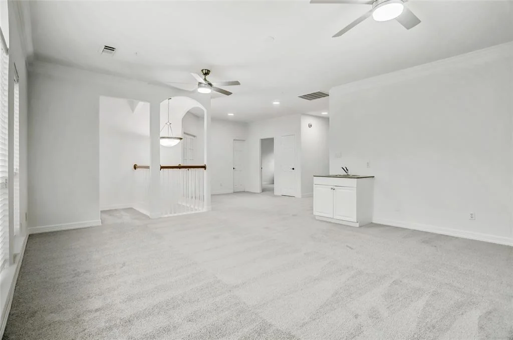 Photo of 7685 Ameswood Road