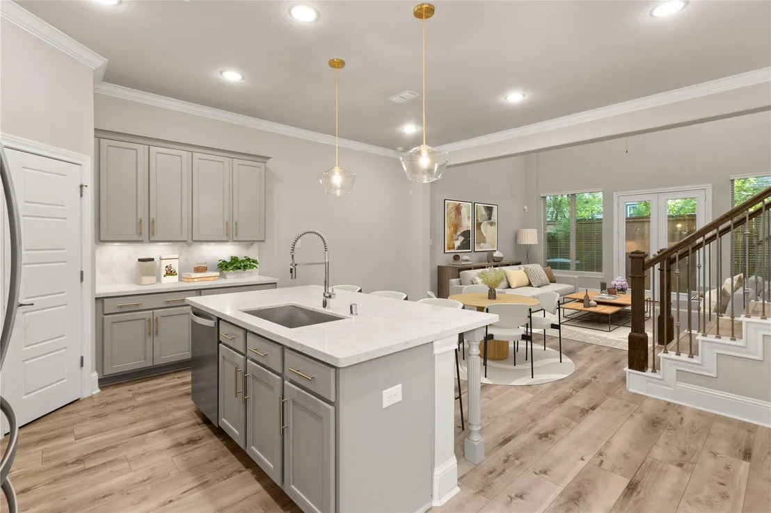 Photo of 1002 Shepherd Oaks Drive