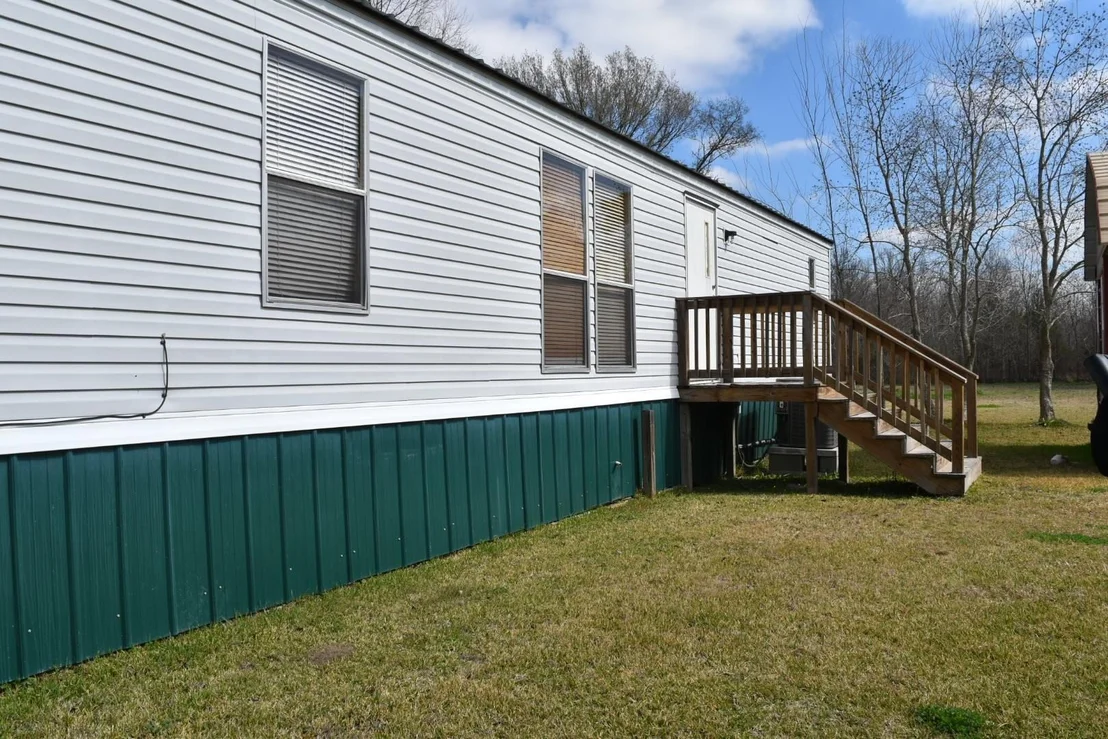 Photo of 18504 Noyce Road