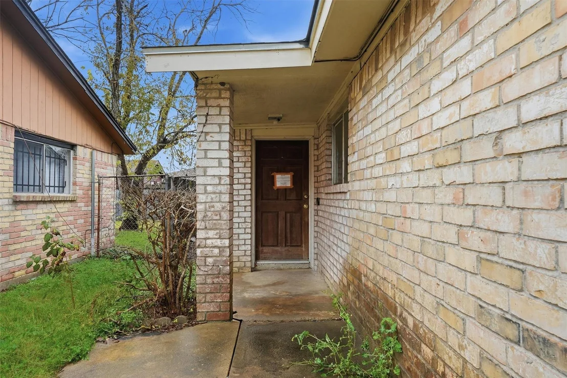 Photo of 12815 Mosscrest Drive