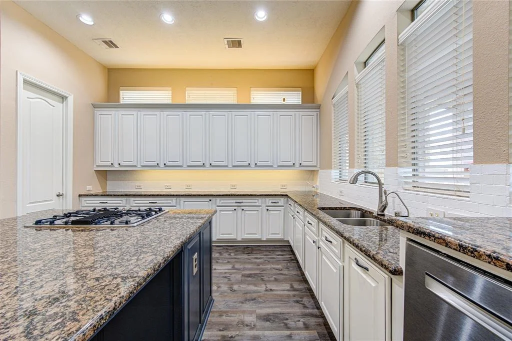 Photo of 4610 Seguin Valley Drive