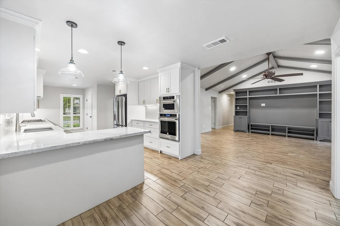 Photo of 10602 Del Monte Drive