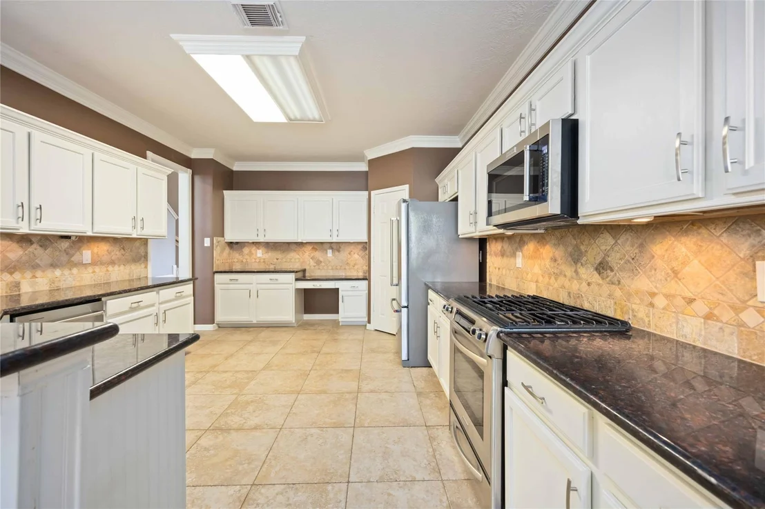 Photo of 21007 Manon Lane
